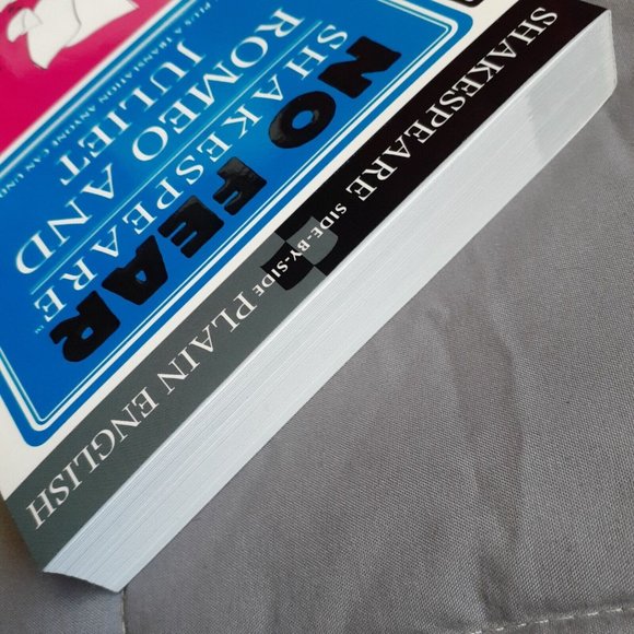 No Fear Shakespeare, Romeo and Juliet (No Fear Shakespeare) 2003 Paperback - Picture 3 of 11